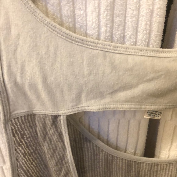 Lululemon Tank - Picture 5 of 5